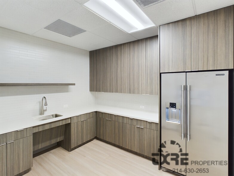 More Photos Of 2261 Brookhollow Plaza Dr, Arlington Office For Lease