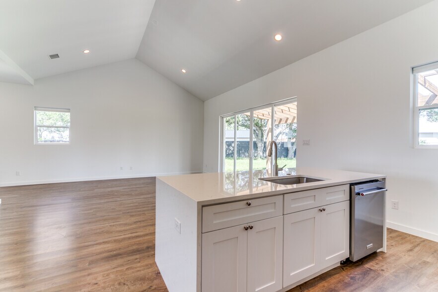 More Photos Of , Blanco Multifamily For Sale