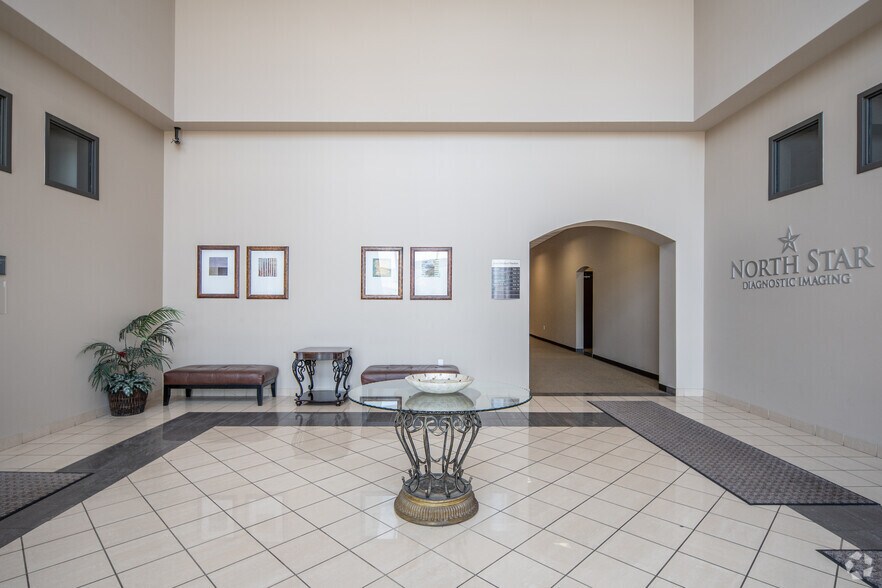 More Photos Of 997 Raintree Cir, Allen Medical For Lease