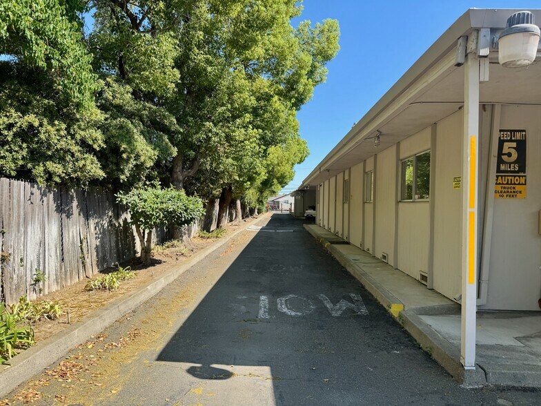 More Photos Of 4500 47th Ave, Sacramento Medical For Lease
