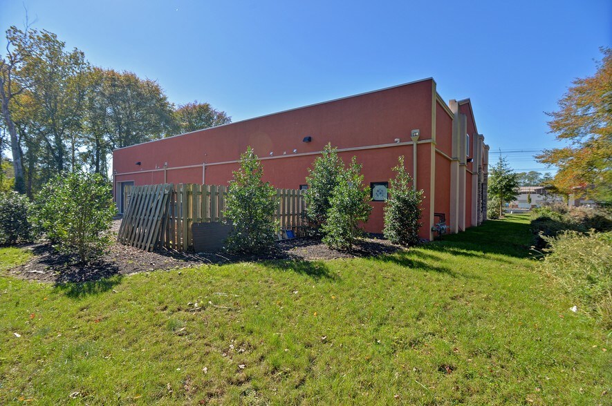 More Photos Of 1709 State Route 35, Oakhurst Freestanding For Lease