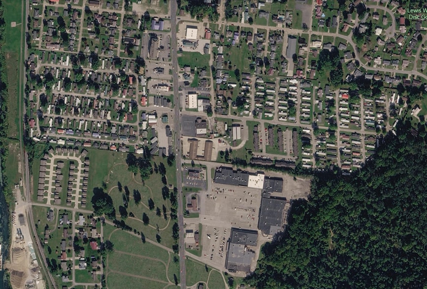 More Photos Of 291 WV-2, New Martinsville Land For Lease
