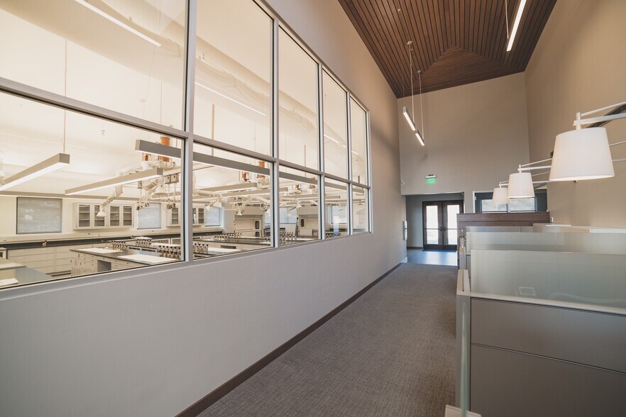 More Photos Of 11793 Fort Rd, White Swan Manufacturing For Sale