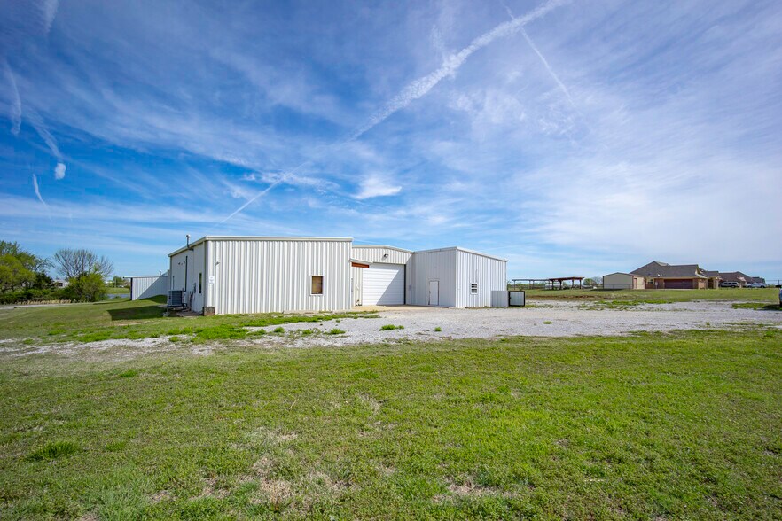 More Photos Of 6121 Highway 177, Shawnee Warehouse For Lease