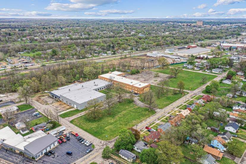 More Photos Of 126 Avenue C, Springfield Manufacturing For Sale