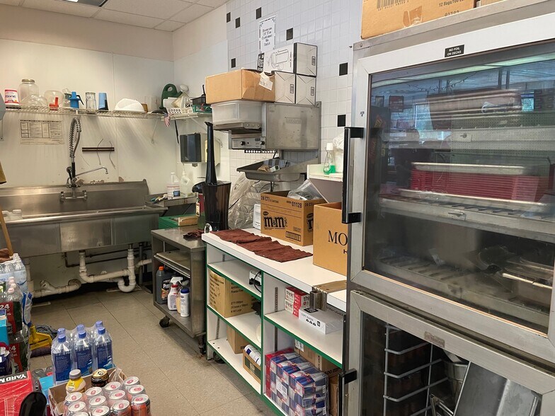 More Photos Of 364 Miracle Mile, Lebanon Service Station For Sale