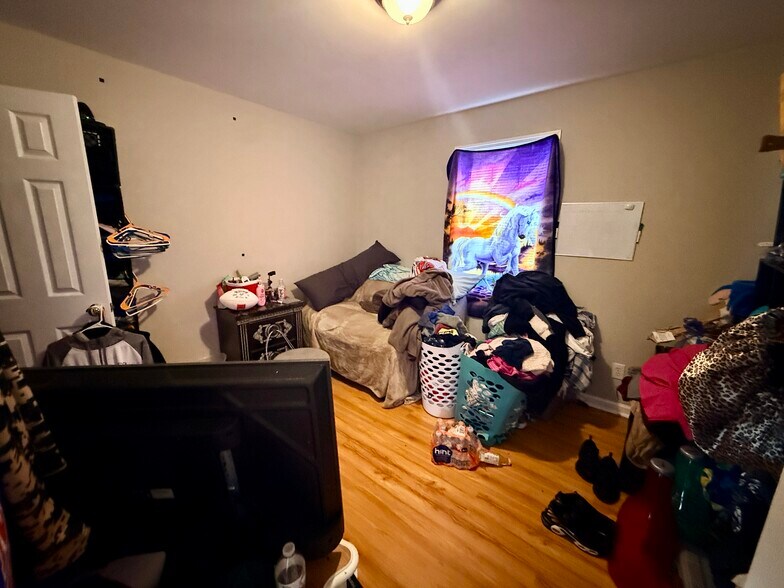 More Photos Of 156 Worley Dr, Owens Cross Roads Apartments For Sale