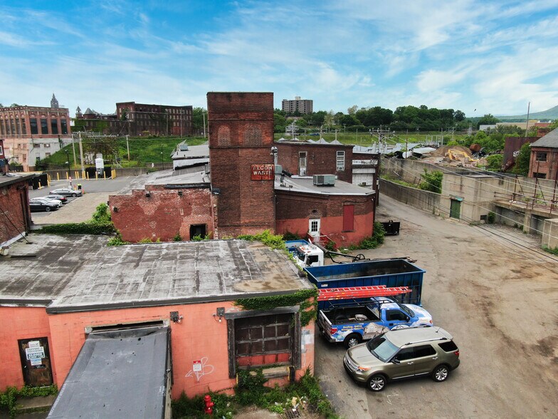 More Photos Of 26 Hadley Mill Rd, Holyoke Warehouse For Sale