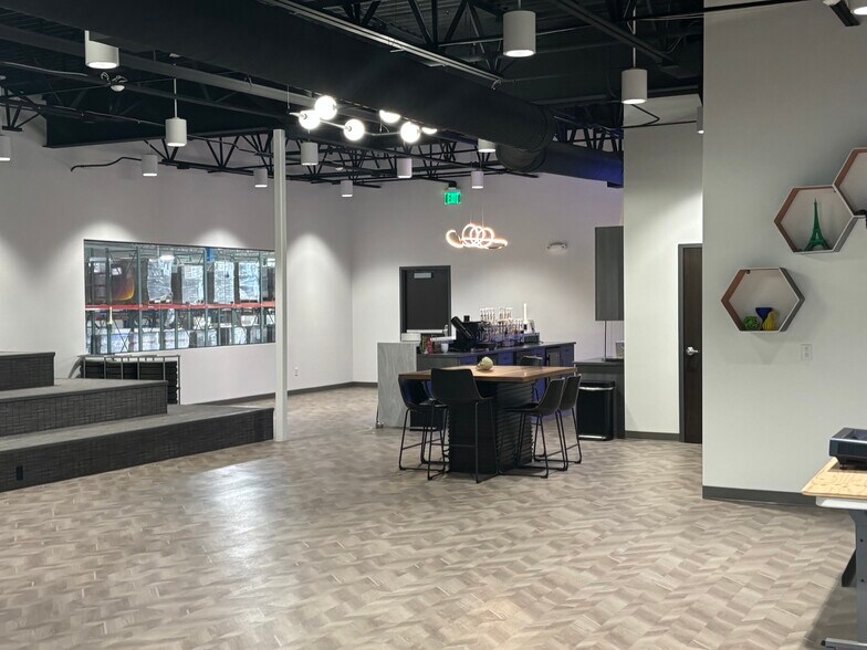 More Photos Of 11675 Ridgeline Dr, Colorado Springs Coworking Space