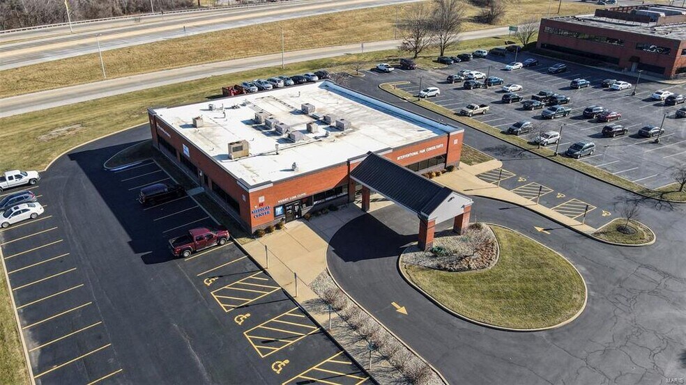 More Photos Of 3 Professional Dr, Alton Office For Lease