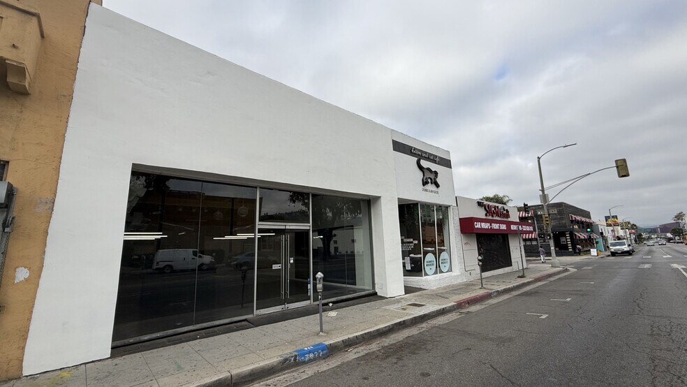 Primary Photo Of 7922-7924 Melrose Ave, Los Angeles Storefront For Lease