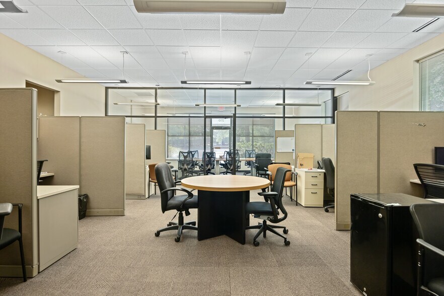 More Photos Of 6300-6310 Chapel Hill Rd, Raleigh Office For Sale