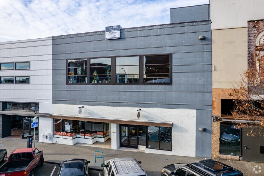 More Photos Of 808-810 Main St, Vancouver Loft Creative Space For Lease