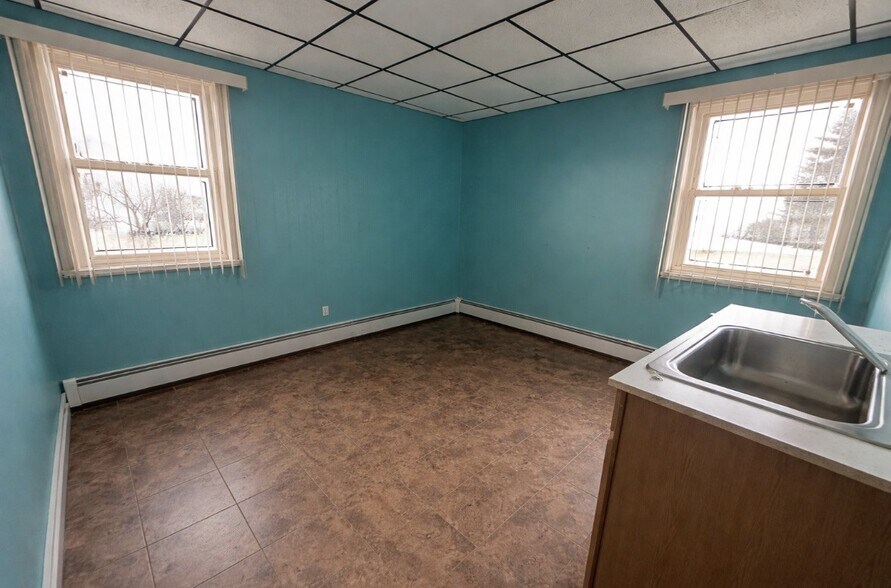 More Photos Of 4169 Iris Pl, Bethpage Medical For Sale