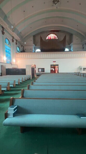 More Photos Of 5001 S Hermitage Ave, Chicago Religious Facility For Sale