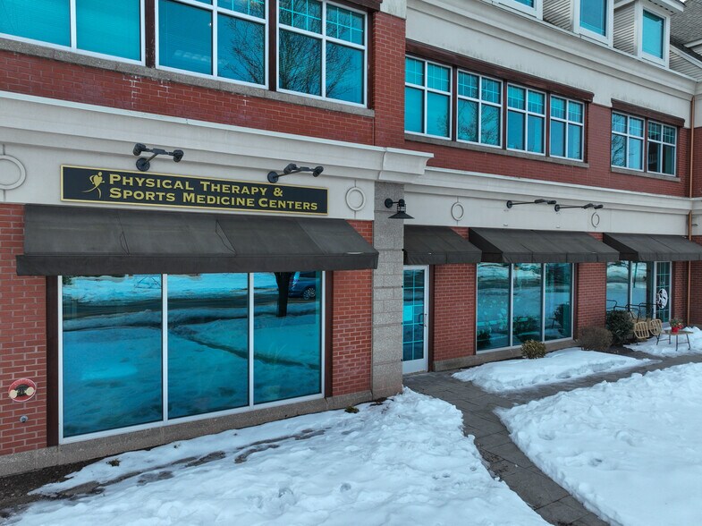 More Photos Of 124 Hebron Ave, Glastonbury Office For Lease