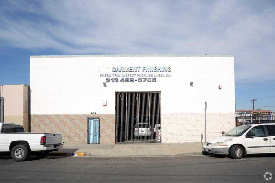 More Photos Of 765 Stanford Ave, Los Angeles Warehouse For Lease