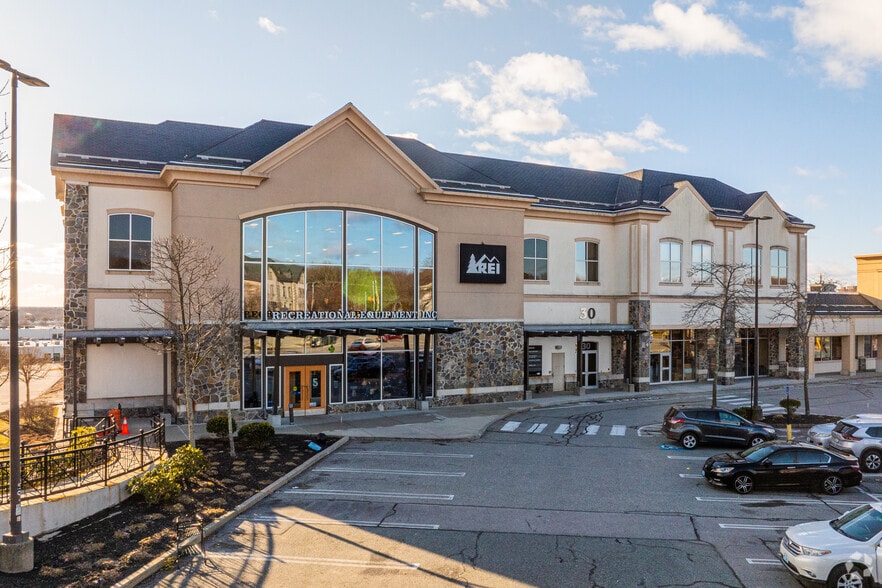 More Photos Of Sockanosset Cross Rd @ Rt. 2, Cranston Unknown For Lease