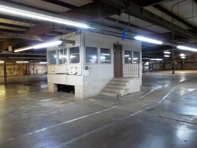 More Photos Of 1250 Tank Street, Neodesha Industrial For Sale