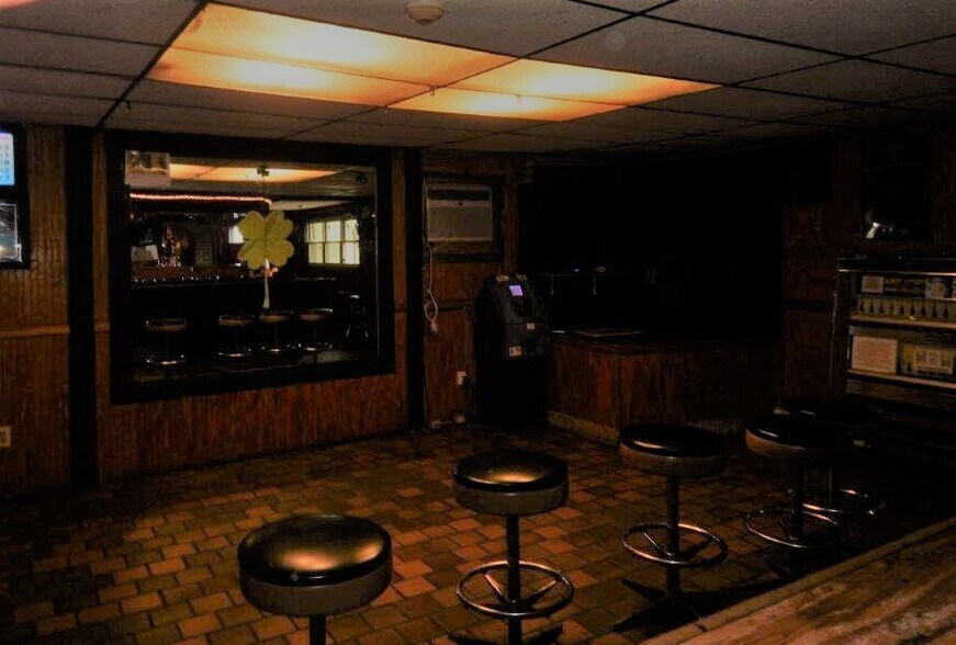More Photos Of 354 Tiogue Ave, Coventry Restaurant For Sale