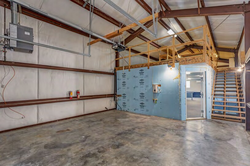 More Photos Of 5428 W Clearwater Ave, Kennewick Storefront Retail Office For Lease