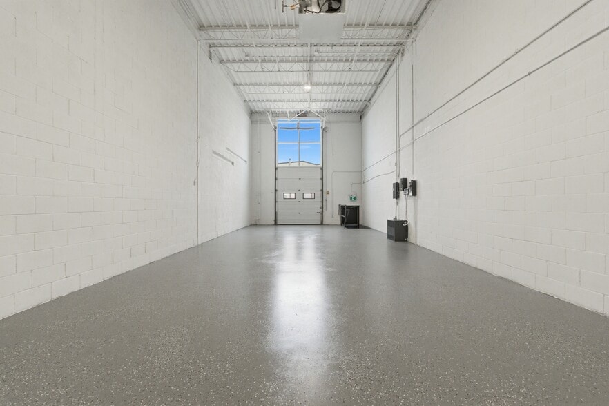 More Photos Of 397 Humberline Dr, Toronto Warehouse For Sale