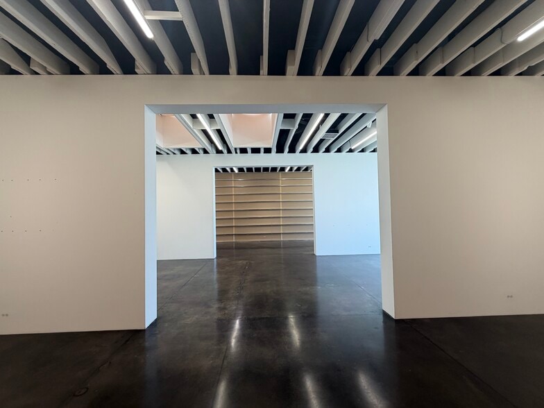 More Photos Of 8115 Melrose Ave, Los Angeles Storefront Retail Office For Lease