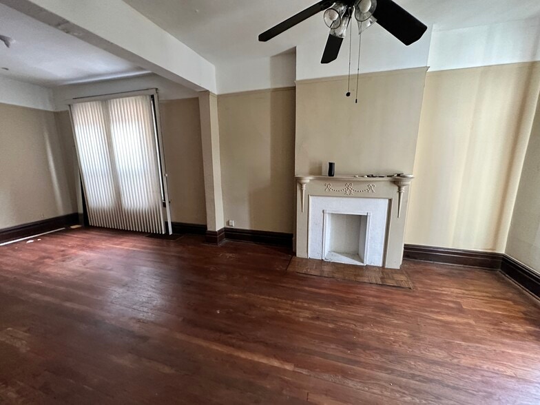 More Photos Of 6955 S King Dr, Chicago Specialty For Sale