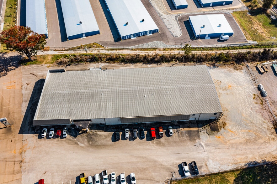 More Photos Of 2058 Hollywood Dr, Jackson Freestanding For Sale