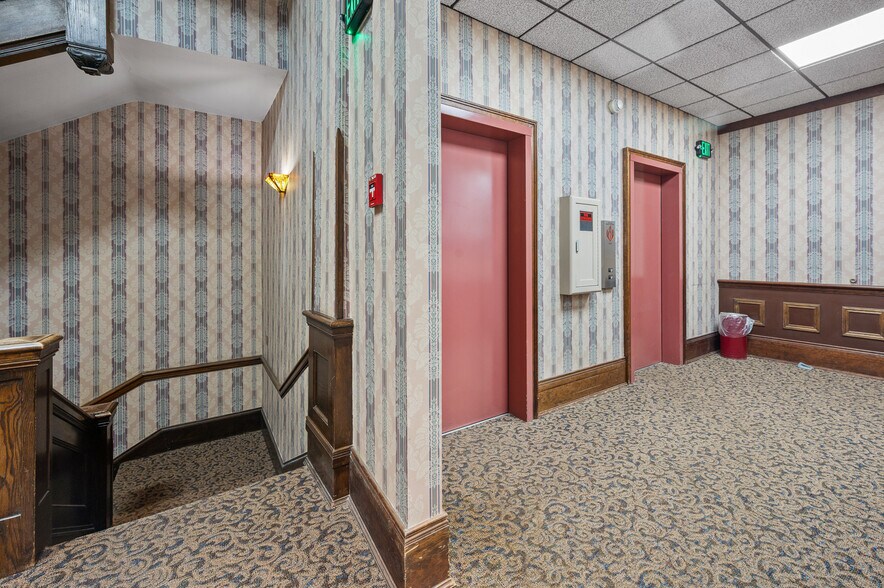 More Photos Of 24 W 6th Ave, Helena Office For Lease