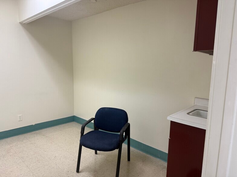 More Photos Of 924 Buena Vista St, Duarte Medical For Lease