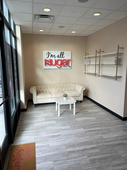 More Photos Of 5823 Prosperity Crossing, Charlotte General Retail For Lease