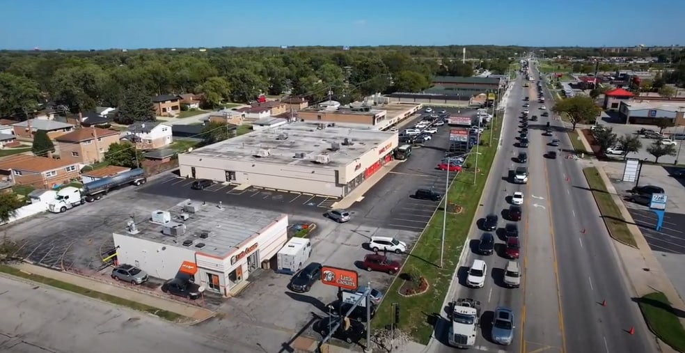 More Photos Of 1006-1058 E 162nd St, South Holland Storefront For Lease