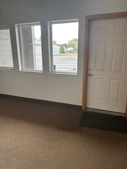 More Photos Of 401 Virginia St, New Meadows General Retail For Sale