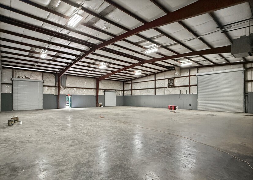 More Photos Of 2501-2509 Pawnee Village Rd, Birmingham Warehouse For Lease