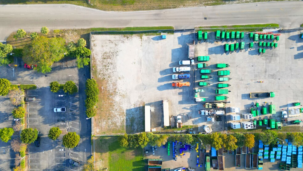 More Photos Of 766 Pike Rd, West Palm Beach Land For Lease