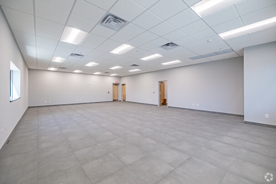 More Photos Of 7 Hook Rd, Bayonne Warehouse For Lease