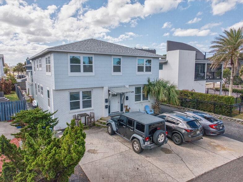 More Photos Of 123 Margaret St, Neptune Beach Multifamily For Sale