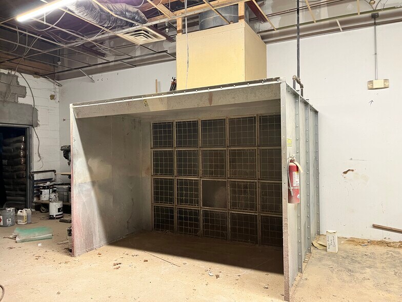 More Photos Of 50 Sun St, Waltham Warehouse For Lease