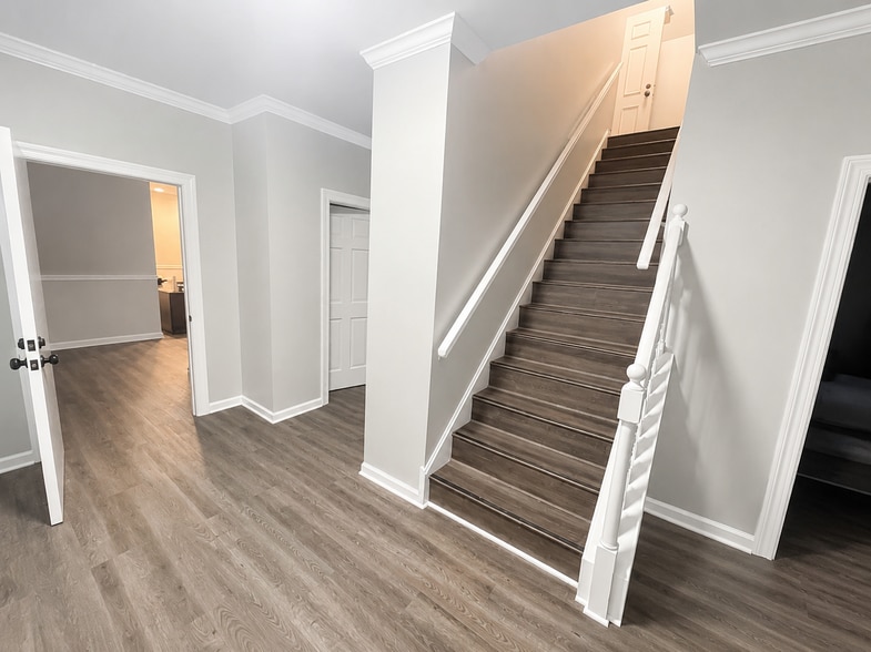 More Photos Of 1624 W Colonial Pky, Palatine Office For Lease