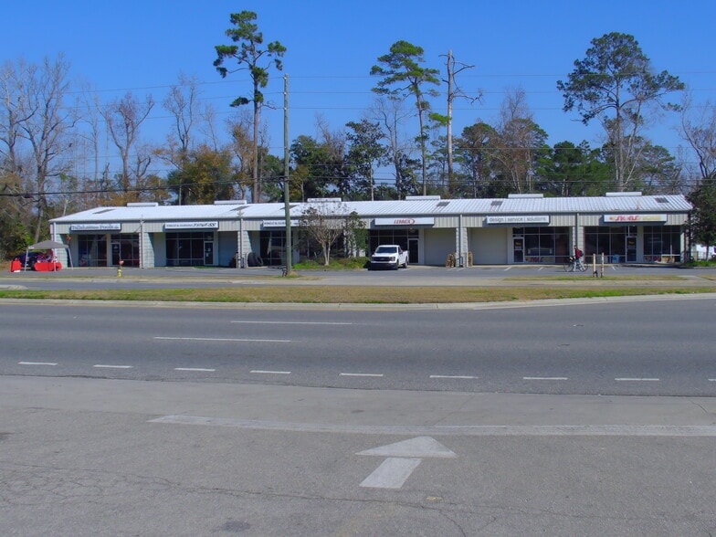 More Photos Of 1510-1520 Capital Cir SE, Tallahassee Unknown For Lease