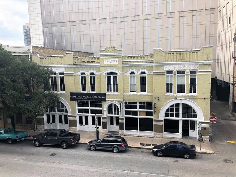 Primary Photo Of 103-105 E 5th St, Austin Loft Creative Space For Sale