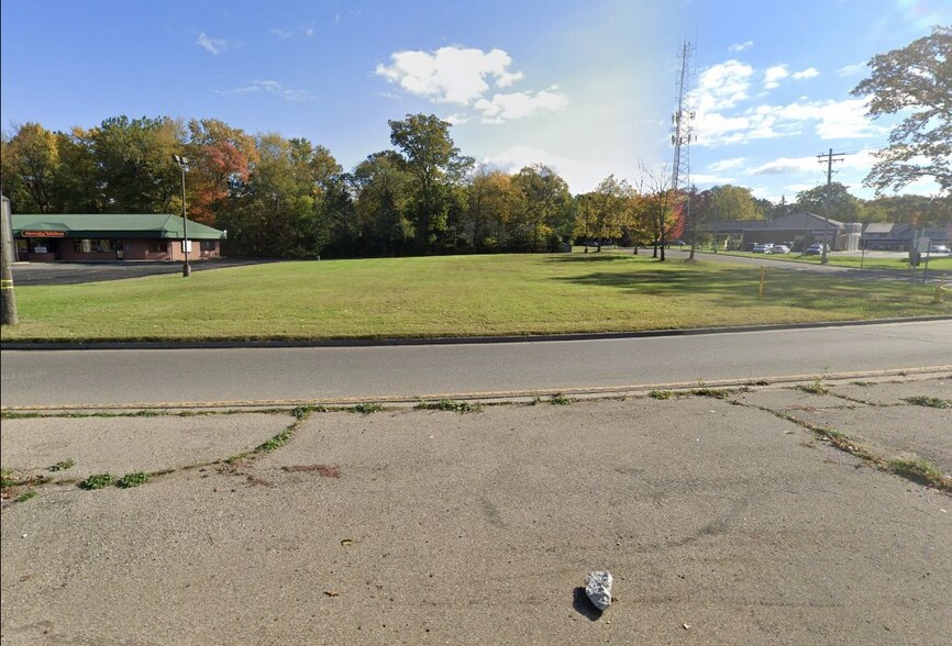 More Photos Of 199 Manley Ave, Holland Land For Lease