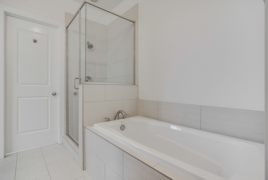 More Photos Of 4950 Cedar Springs Rd, Dallas Apartments For Sale