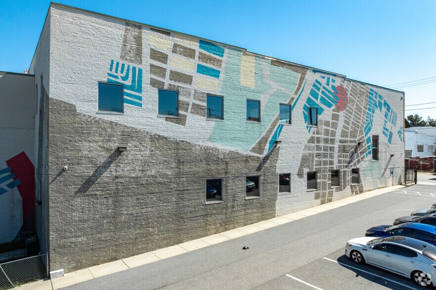 More Photos Of 3540 S Hanover St, Baltimore Medical For Sale