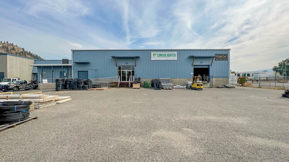 More Photos Of 1505 Hardy St, Kelowna Warehouse For Lease