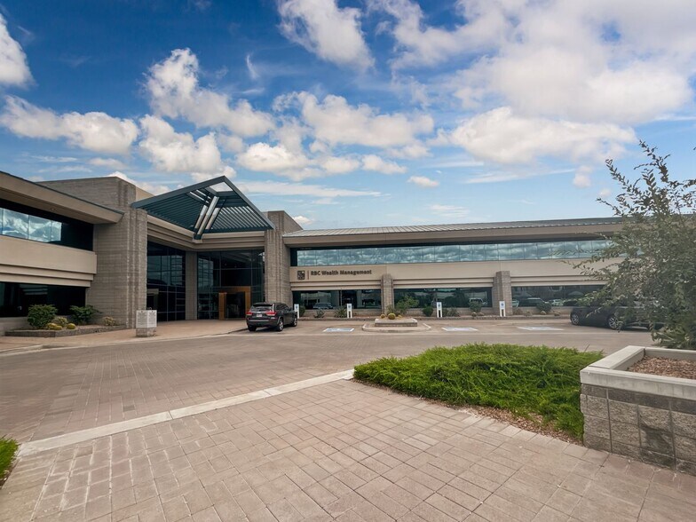 More Photos Of 6710 N Scottsdale Rd, Scottsdale Coworking Space