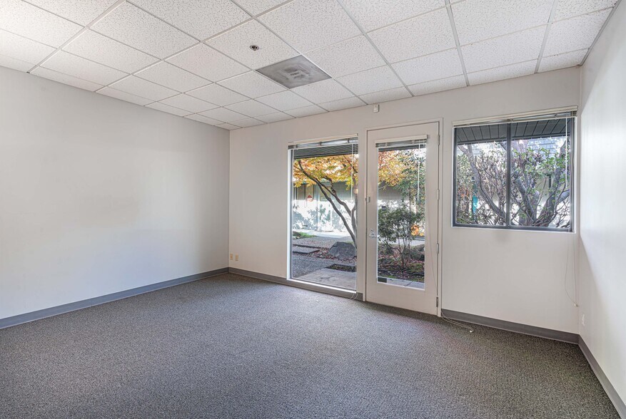 More Photos Of 2448 Guerneville Rd, Santa Rosa Medical For Lease