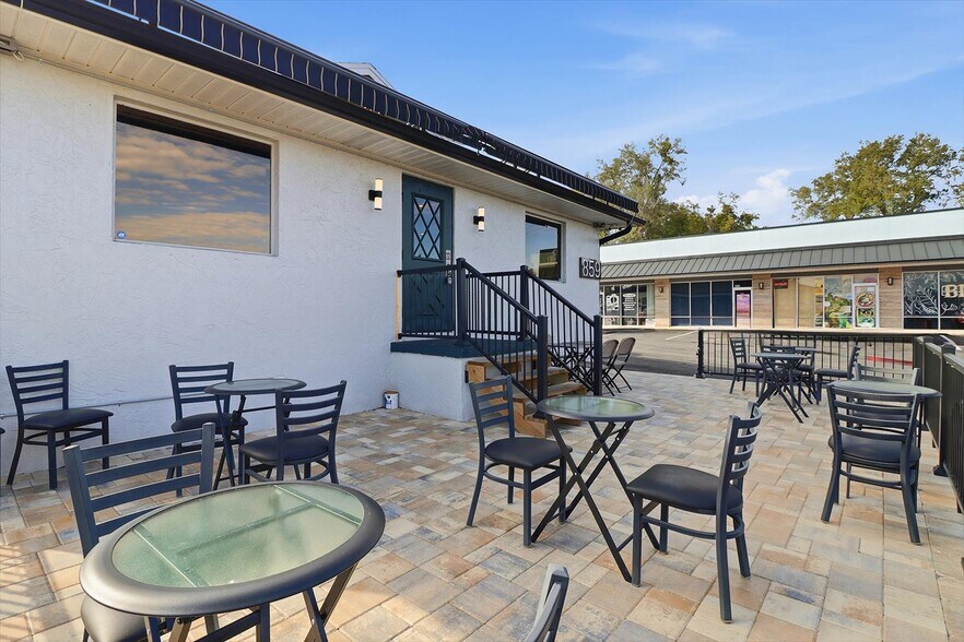 More Photos Of 859 S US Highway 41, Inverness Restaurant For Sale