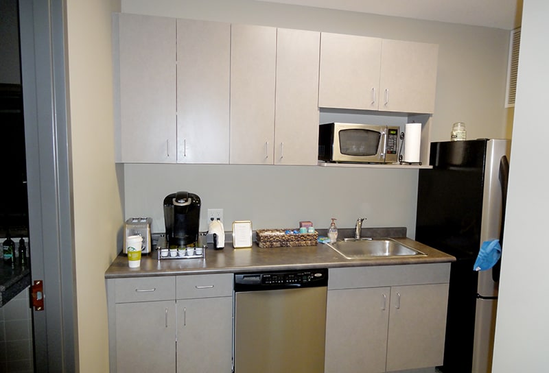 More Photos Of 15600 35th Ave N, Plymouth Office For Lease